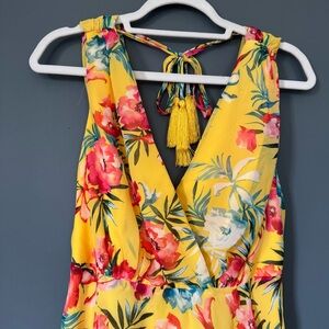 Lulu's Tropic Wonder Yellow Floral Midi Dress Vacation Beach Flowy Open Back Lrg